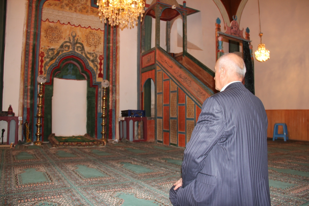 Tarihi Bektaşbey Camii