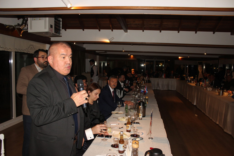 ŞEBİNSİAD İstanbul'dan Milletvekili aday adayı olan Giresunluları aynı sofrada buluşturdu
