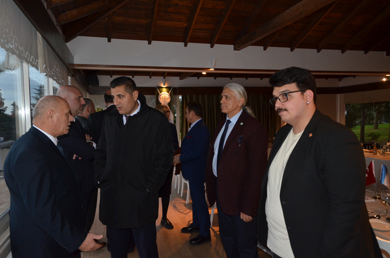 ŞEBİNSİAD İstanbul'dan Milletvekili aday adayı olan Giresunluları aynı sofrada buluşturdu