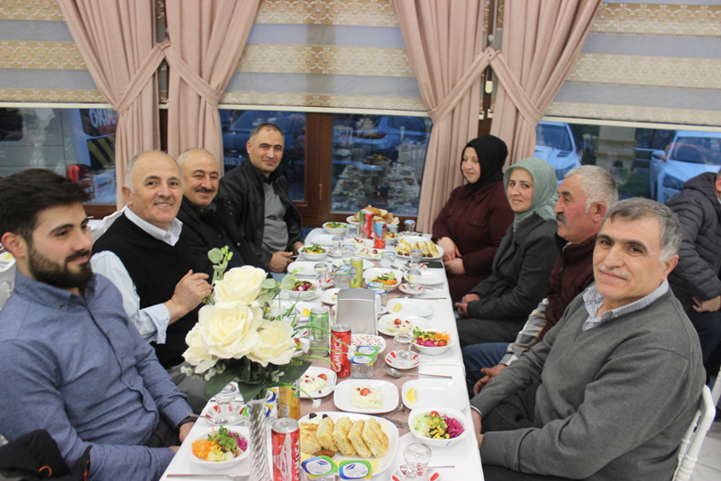 İş Adamı Ömer Kılıç Geleneksel İftar Programını Gerçekleştirdi