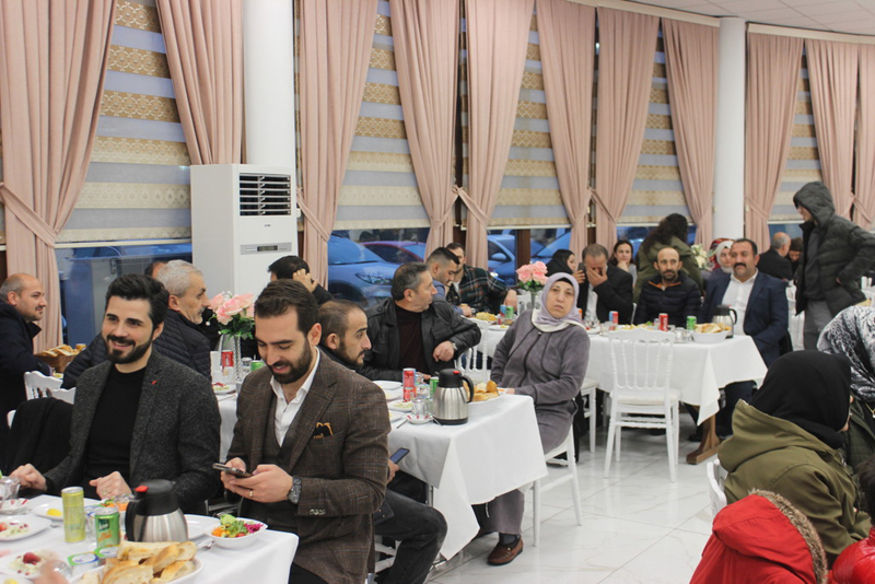 İş Adamı Ömer Kılıç Geleneksel İftar Programını Gerçekleştirdi