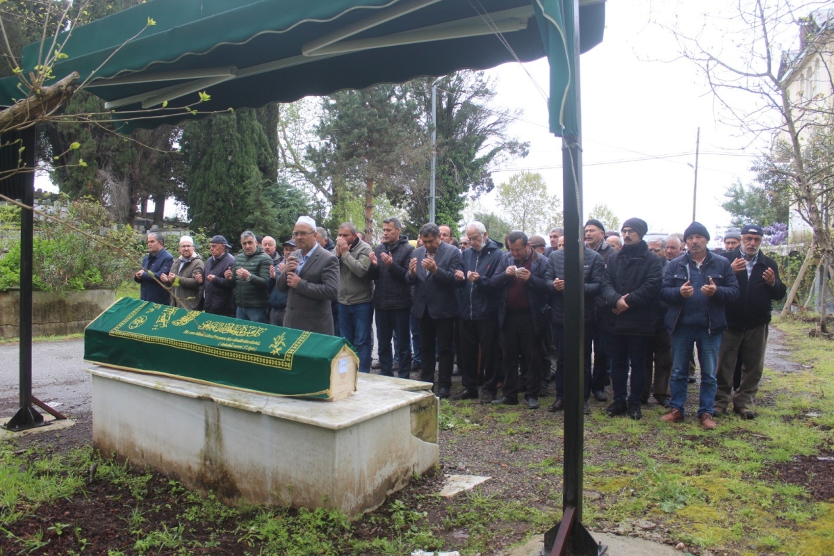 Gazeteci Mehmet Güner’in cenazesi vefatından 4 yıl sonra toprağa verildi
