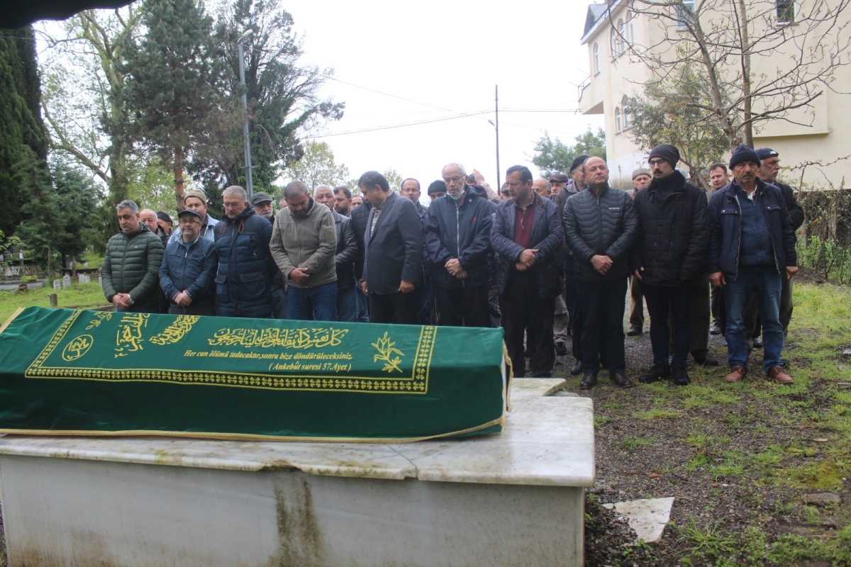 Gazeteci Mehmet Güner’in cenazesi vefatından 4 yıl sonra toprağa verildi