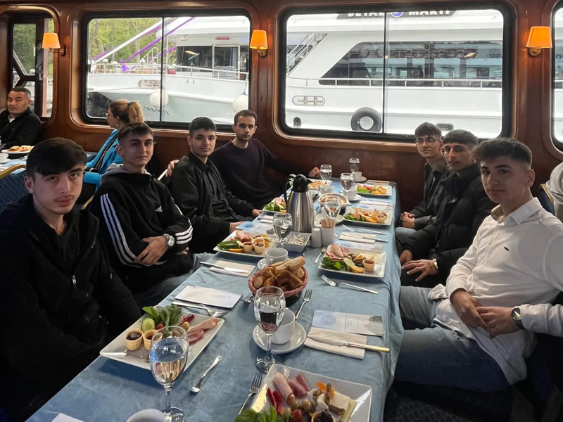 Gençlik Kolları Başkanı Binnaz Kılıç’tan Şükrü Genç’e Teşekkür