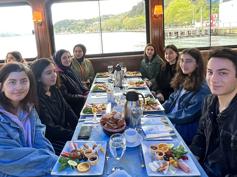 Gençlik Kolları Başkanı Binnaz Kılıç’tan Şükrü Genç’e Teşekkür