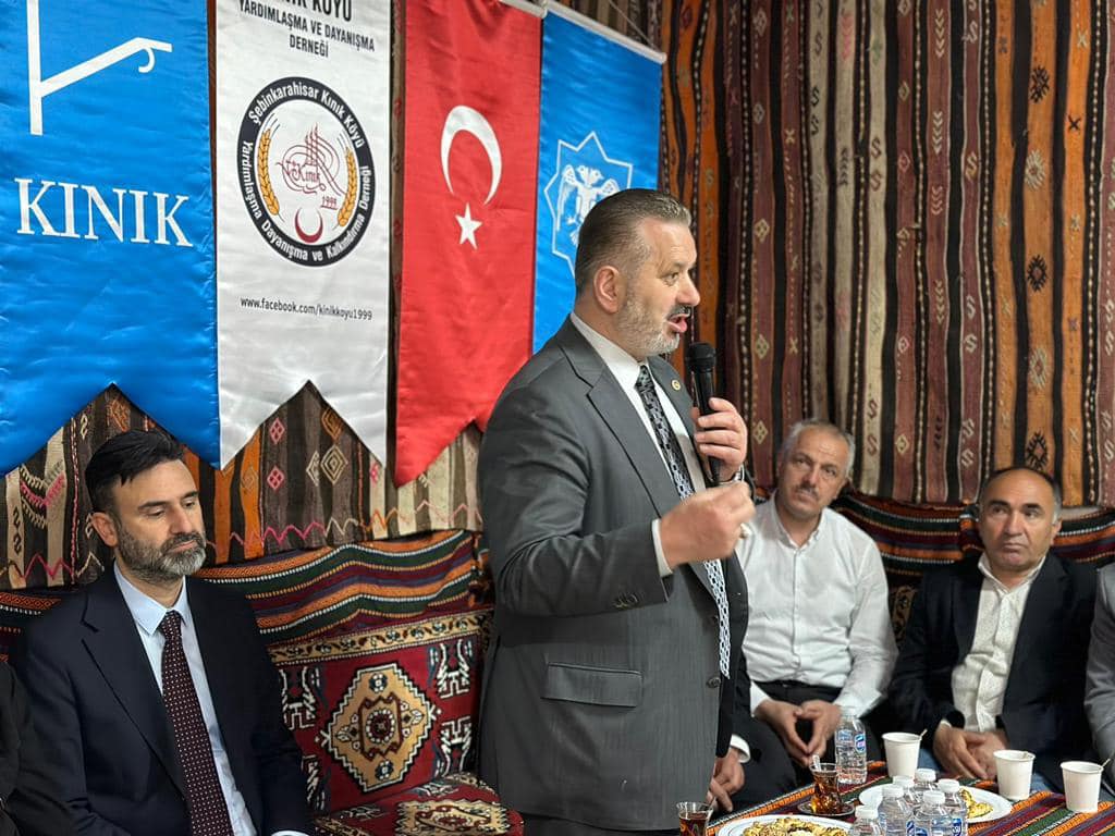 Hasan Turan Kınık Köyü Derneği'ni ziyaret etti