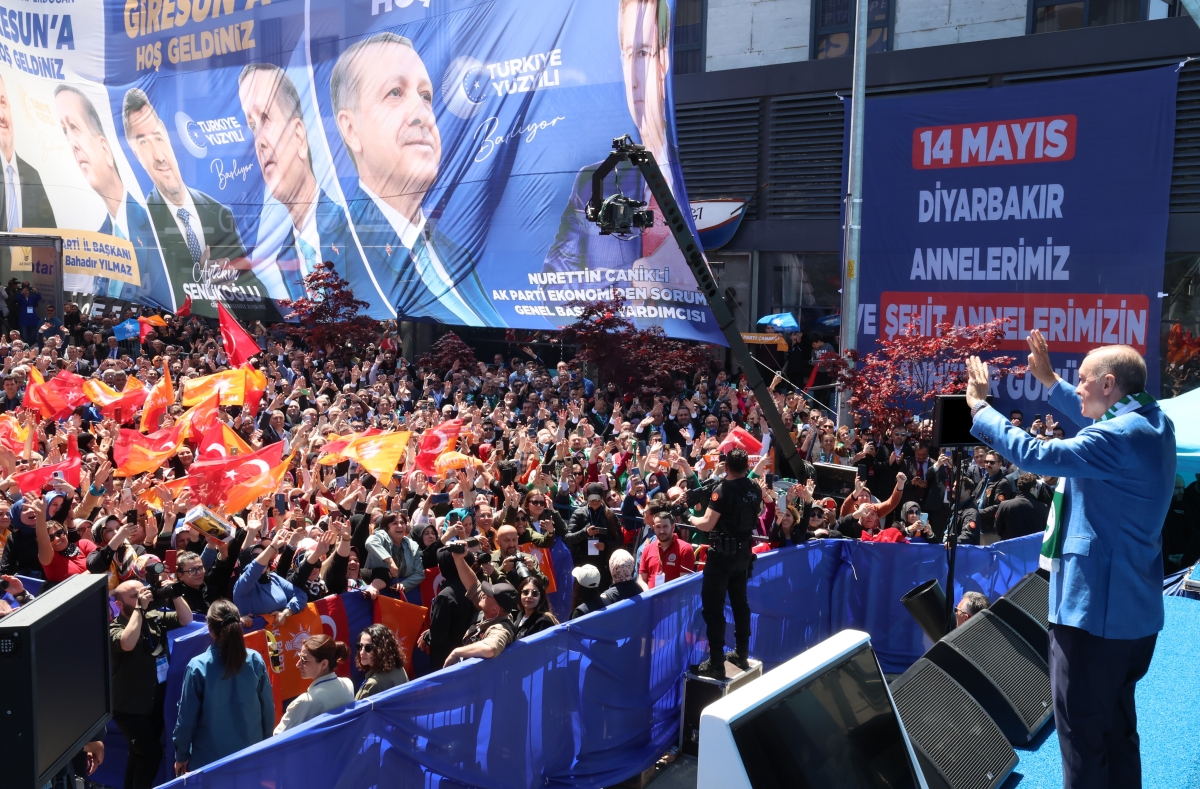 Başkan Erdoğan'dan Giresunlularla buluştu