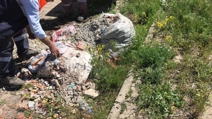Cadde ve sokaklarda Kurban bayramı temizliği yapılıyor