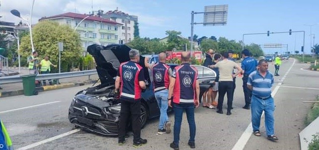 Galatasaraylı futbolcu Barış Alper Yılmaz trafik kazası geçirdi   