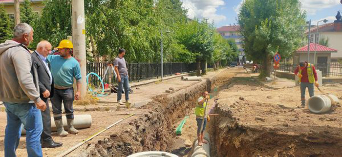 Şebinkarahisar’da altyapı ve kanalizasyon çalışmaları devam ediyor