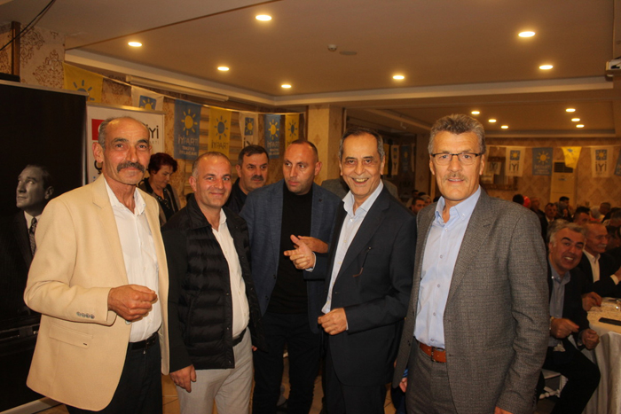 Bora Kılıç, Çekmeköy Belediye Başkan Aday adaylığını açıkladı