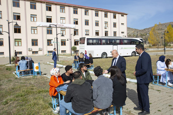 Giresun Üniversitesi Senato Toplantısı Alucra’da Yapıldı