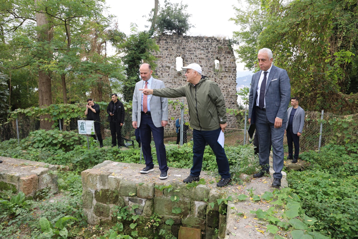 Vali Serdengeçti, Giresun Adasında incelemelerde bulundu