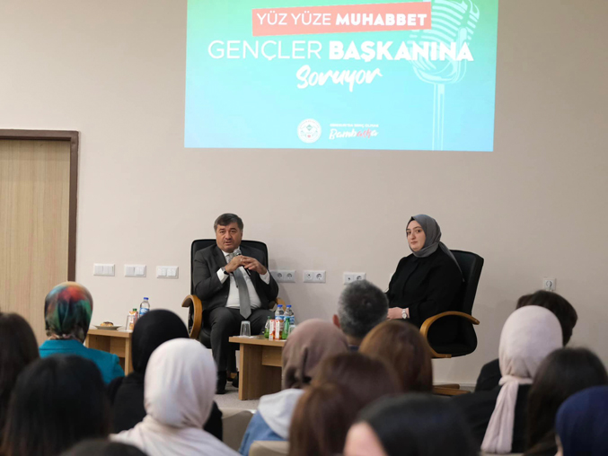 Giresun Belediye Başkanı Üniversite Öğrencileriyle buluştu