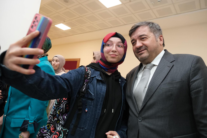 Giresun Belediye Başkanı Üniversite Öğrencileriyle buluştu