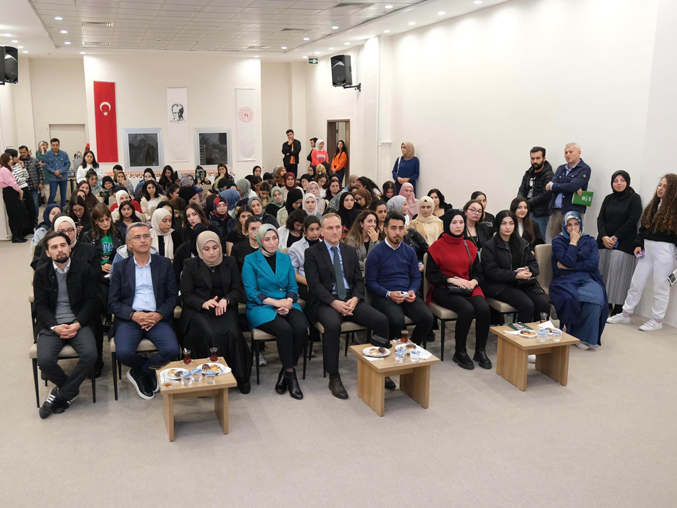 Giresun Belediye Başkanı Üniversite Öğrencileriyle buluştu