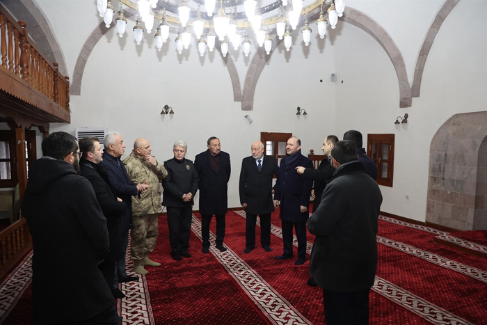 Merhum Belediye Başkanı Şahin Yılancı’nın ailesine ve Behramşah Camisine Ziyaret
