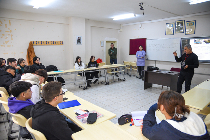 Giresun İtfaiye Müdürlüğü tarafından okullarda deprem tatbikatı
