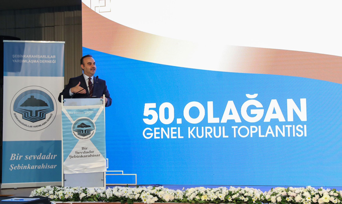 Bakan Kacır Şebinkarahisarlılarla Buluştu