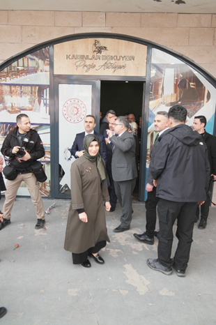 Bakan Kacır’a Baba Ocağı Şebinkarahisar’da sevgi seli