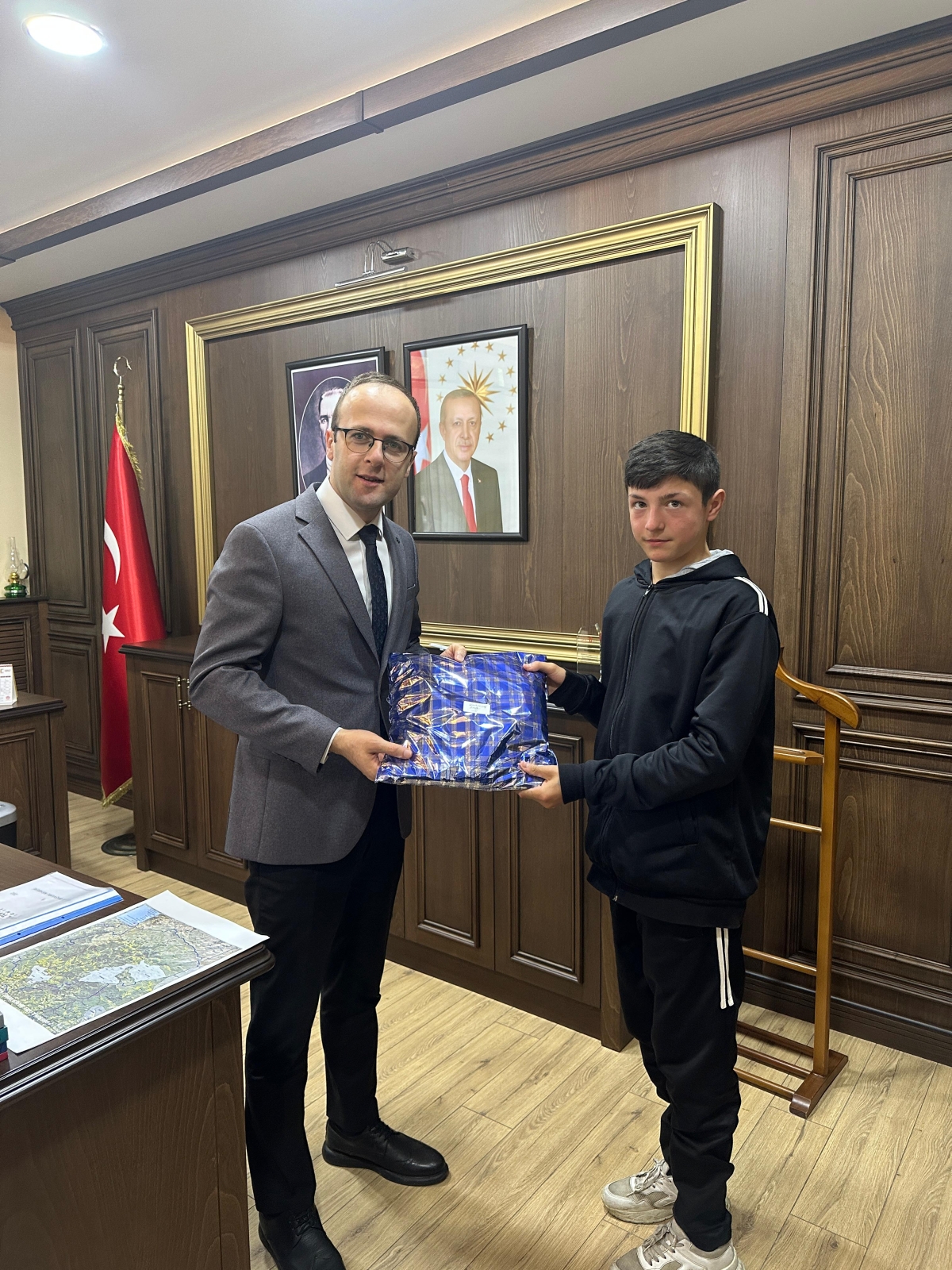 Türkiye şampiyonasında gururlandıran başarı: Derelili Özel Sporcular Kaymakamı ziyaret etti