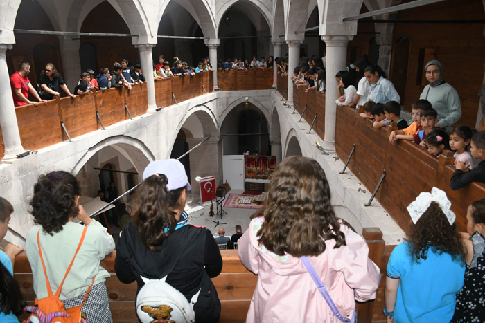 Şebinkarahisar'ın Tarihi Taşhanda BİLSEM'den Bilim Şenliği