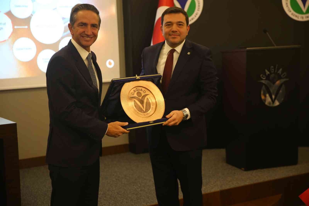 Genç işadamları vodafone ile digital dönüşüme hazırlanıyor
