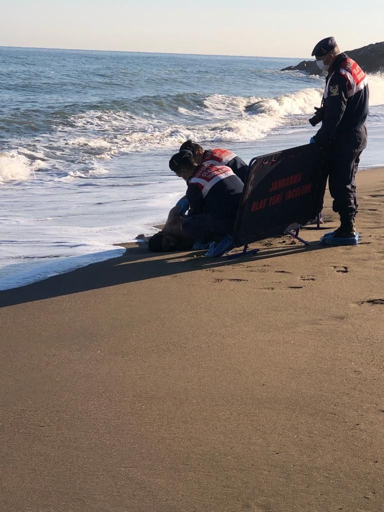 Giresun’da sahilde cesedi bulunan kişinin kimliği tespit edildi
