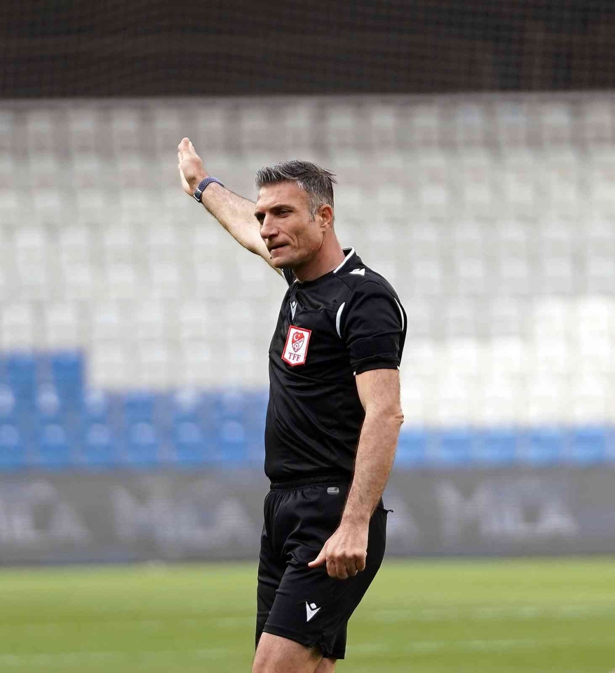 İstanbulspor - Fenerbahçe maçının VAR hakemi Özgür Yankaya
