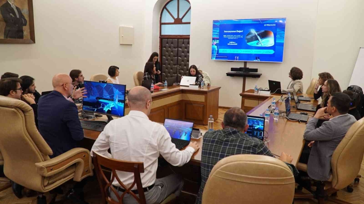 Türkiye’de ilk kez metaverse ortamında ders verildi

