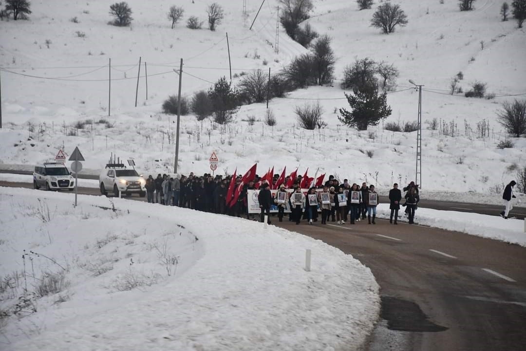 Giresun’da şehitler için yürüyüş yapıldı

