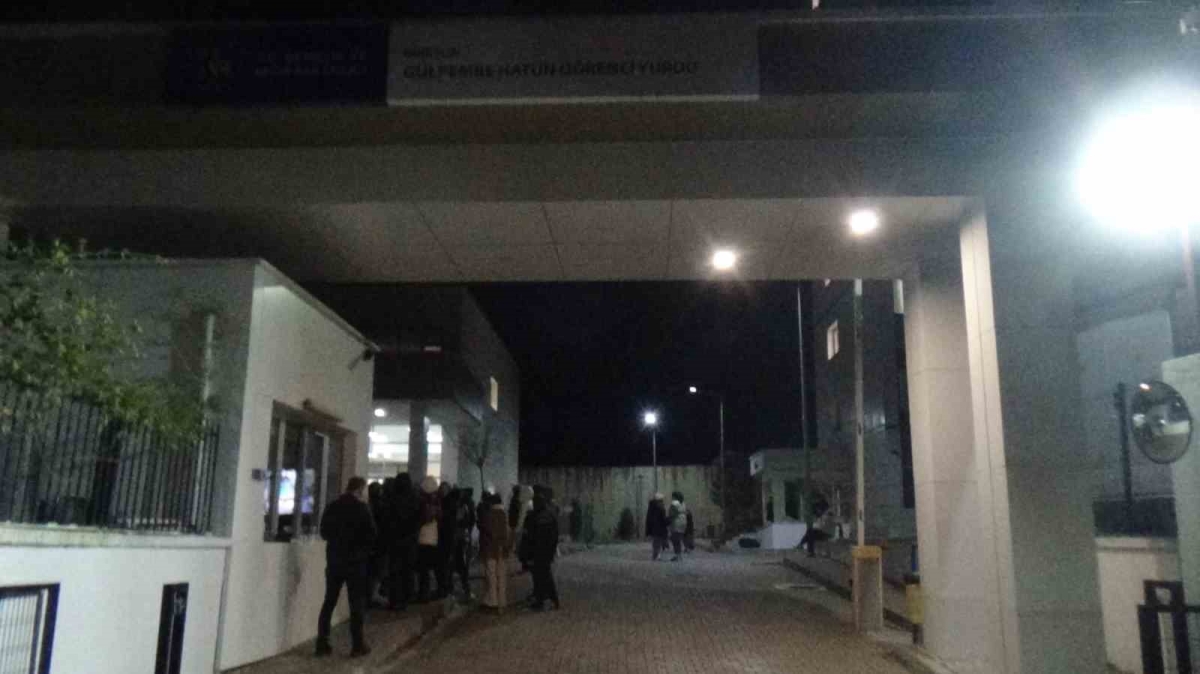 Giresun’da KYK yurdunda zemine çakılan boş asansör paniğe neden oldu
