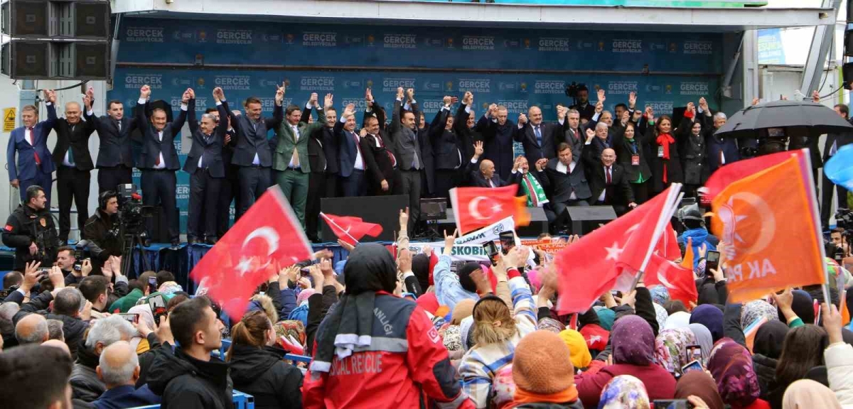 Cumhurbaşkanı Erdoğan, Giresun’da İl ve İlçe Belediye Başkan adaylarını tanıttı
