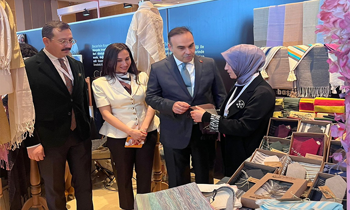 Şebinkarahisar Tamzara Dokuması Cemre Çarşısı’nda! Bakan Kacır’dan Tam Destek
