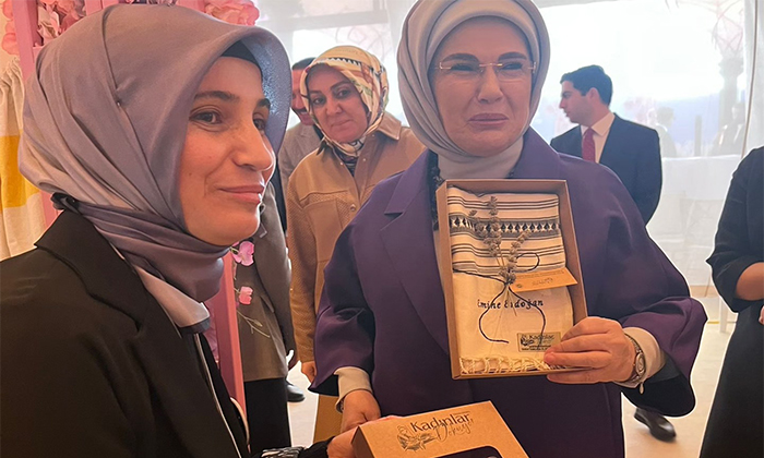 Emine Erdoğan'dan Şebinkarahisar Tamzara Dokuması’na Yakın İlgi: 