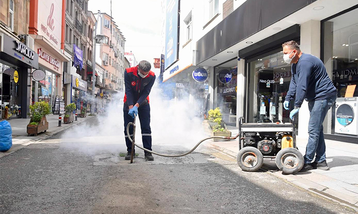 Giresun’da Haşereye Geçit Yok: Rögarlarda Kapsamlı İlaçlama Seferberliği