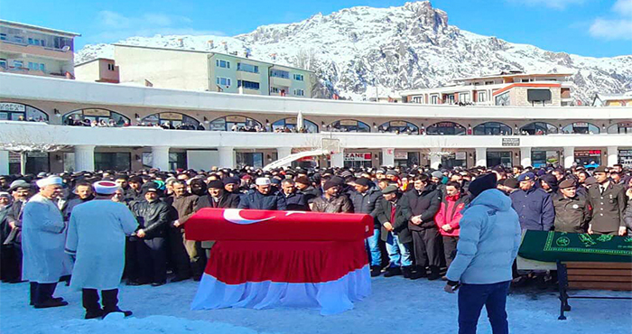 Şebinkarahisar Şehidini Toprağa Verdi