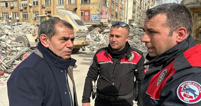 Galatasaray Spor Kulübü Başkanı Dursun Özbek Deprem Bölgesinde