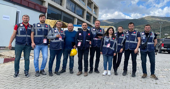 Giresun, Deprem Bölgelerindeki Hasar Tespit Çalışmalarına Destek Veriyor