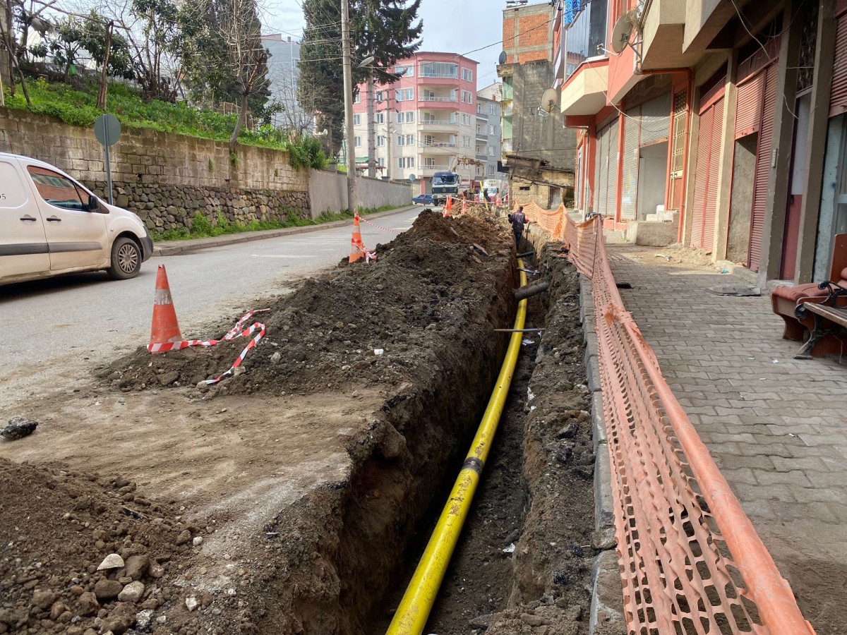 İsmetpaşa Mahallesi’nde Doğalgaz için ilk kazma vuruldu