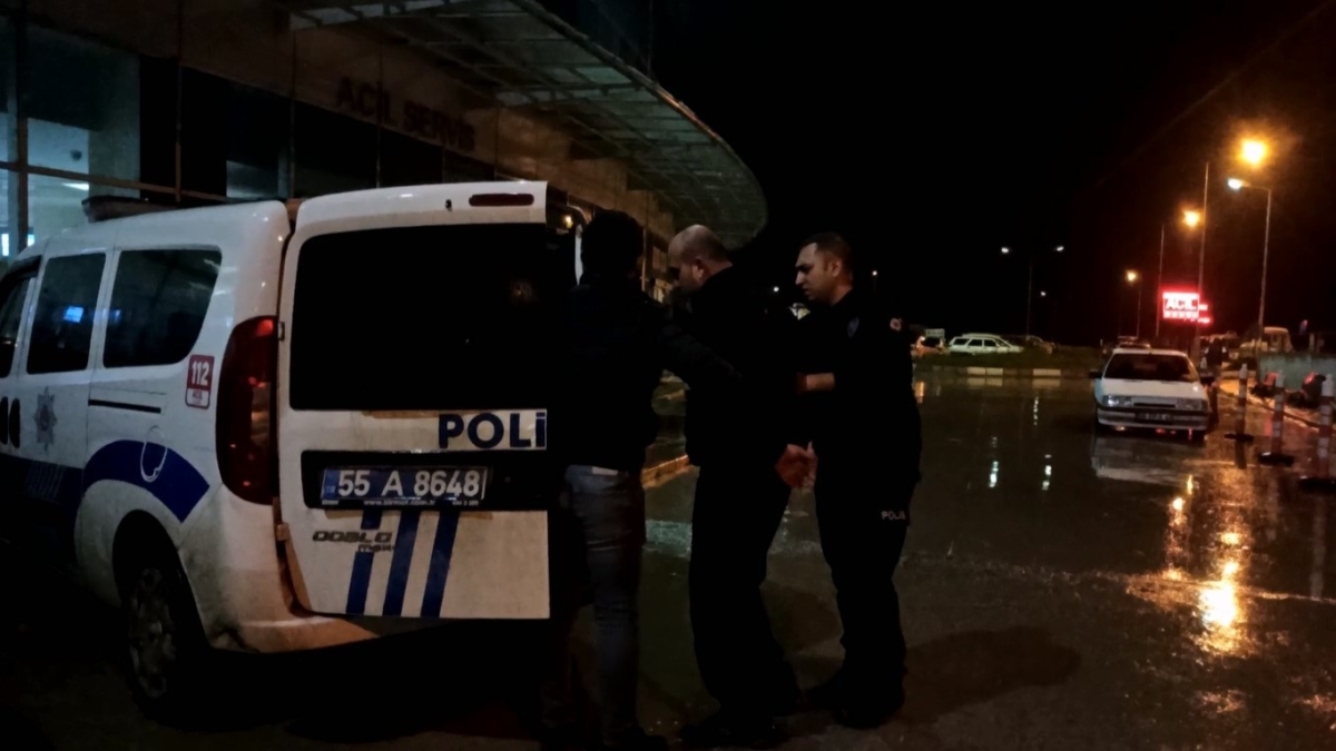 Silahını temizlerken yanlışlıkla annesini vurdu
