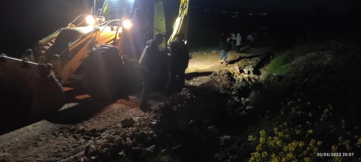 Şebinkarahisar Suşehri yolunda heyelan meydana geldi