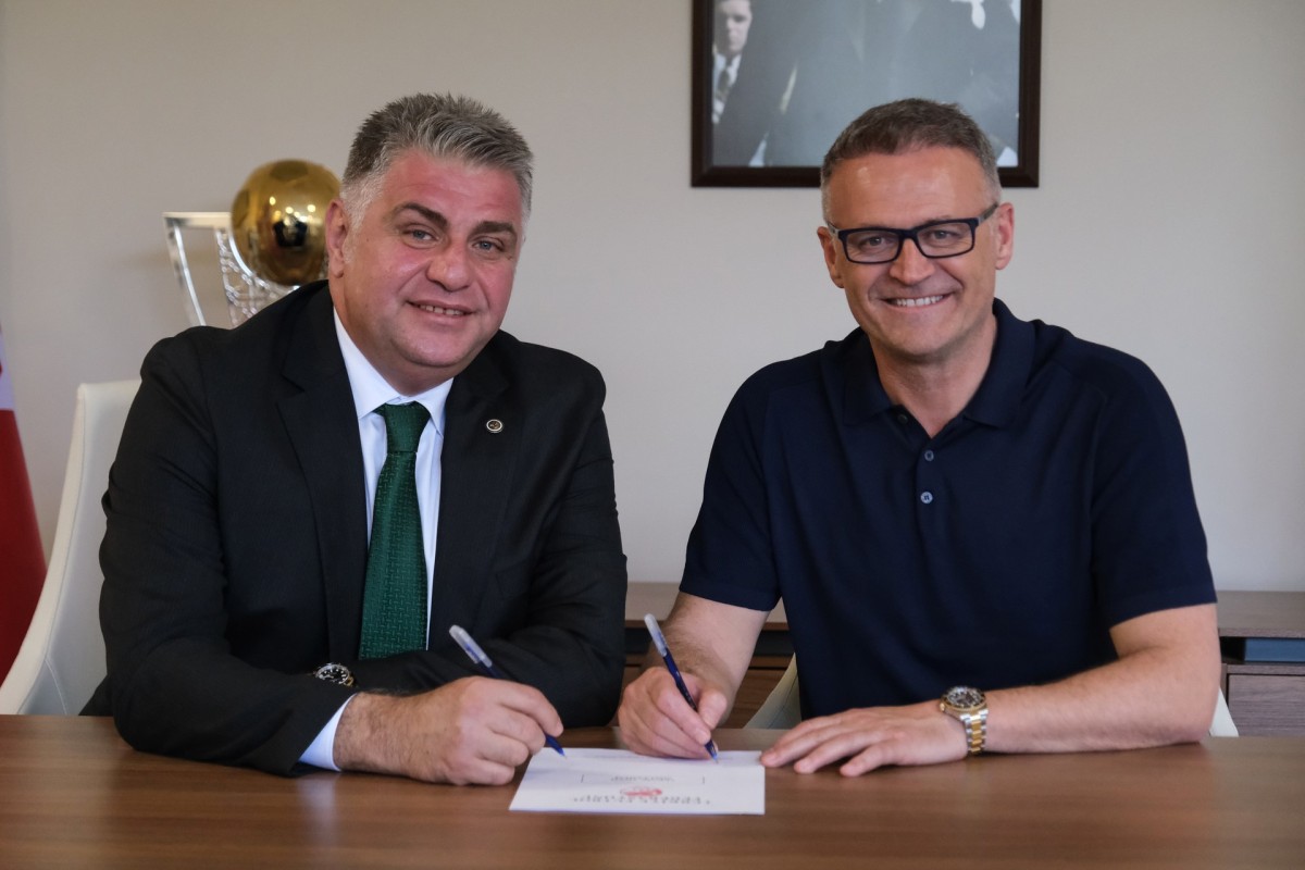 Giresunspor, İrfan Buz ile resmi sözleşme imzaladı   