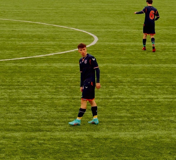 Genç futbolcu Batu Burhan Çevik, gelecek vaad ediyor