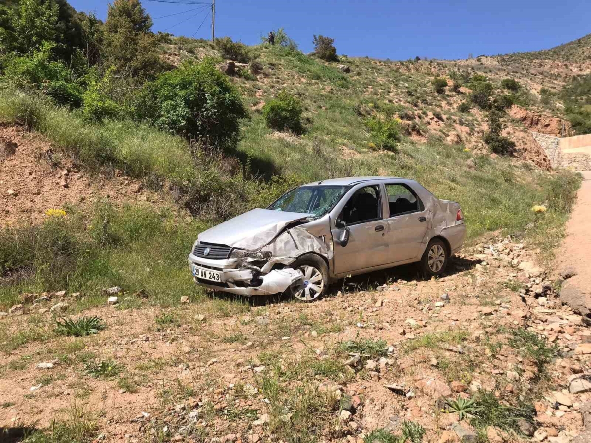 Virajı alamayan otomobil kaza yaptı: 1’i çocuk 4 yaralı
