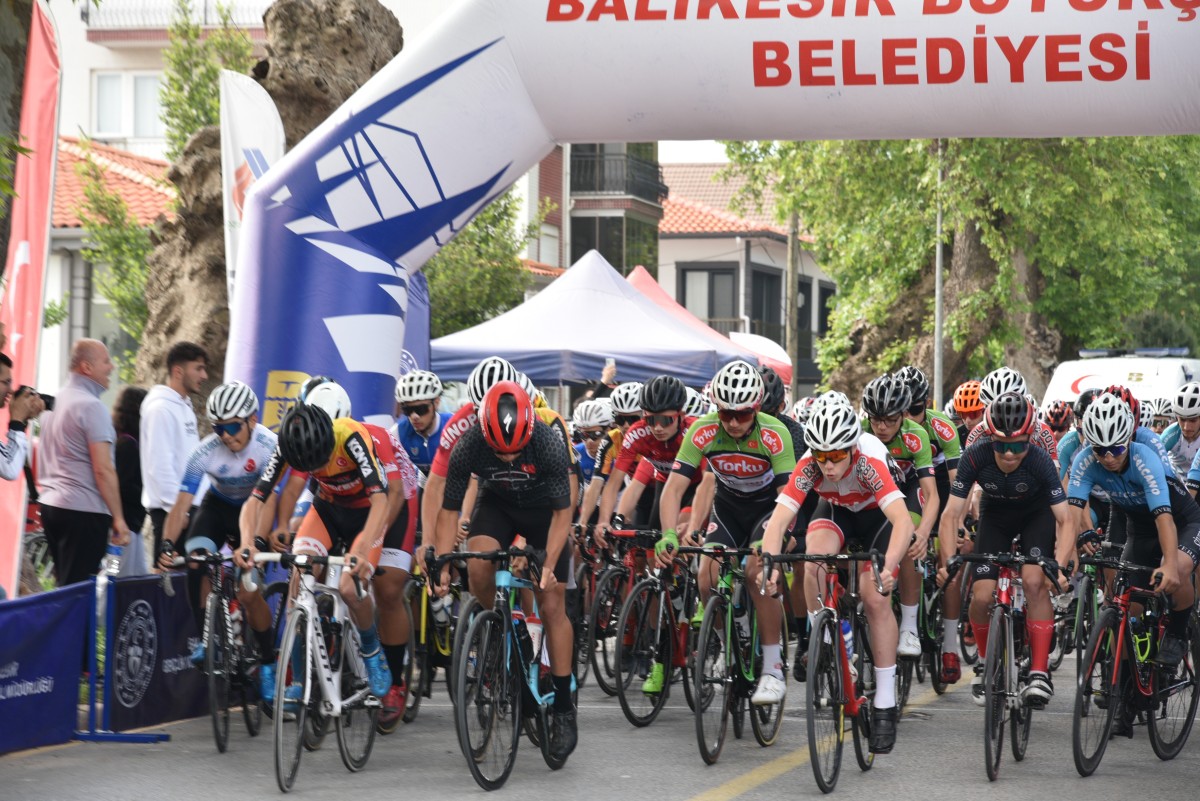 Giresunlu Bisikletçiler Türkiye Kupası'nda başarılı sonuçlar aldı