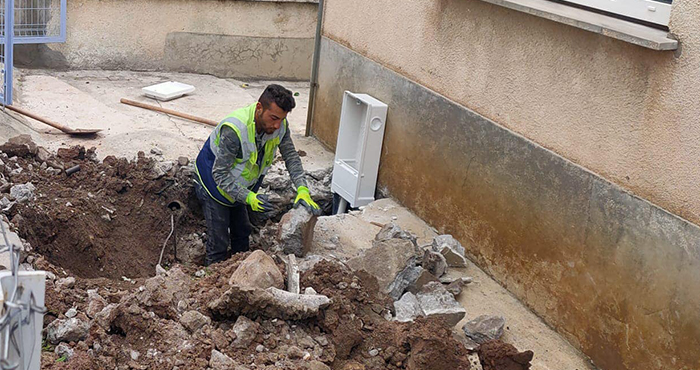 Şebinkarahisar’da binalara doğalgaz kutuları konmaya başladı
