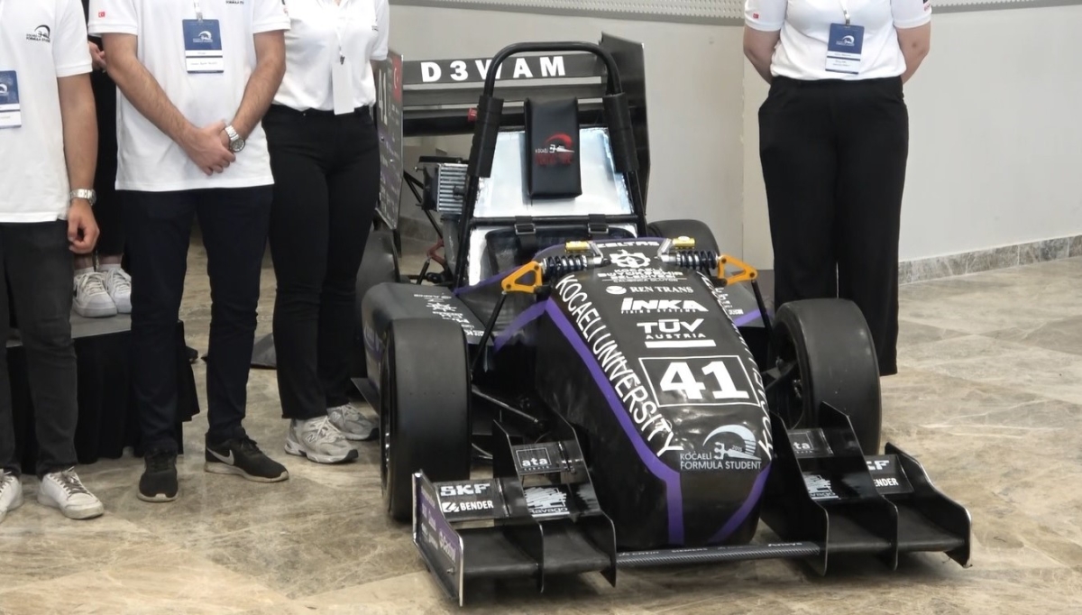 Türkiye’de ilk kez turbo içten yanmalı ’Formula’ araç ürettiler
