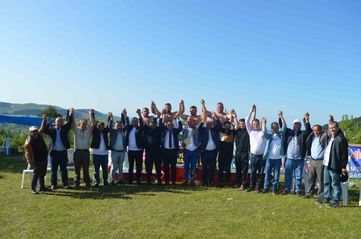 Alaçam'da nefes kesen festival
