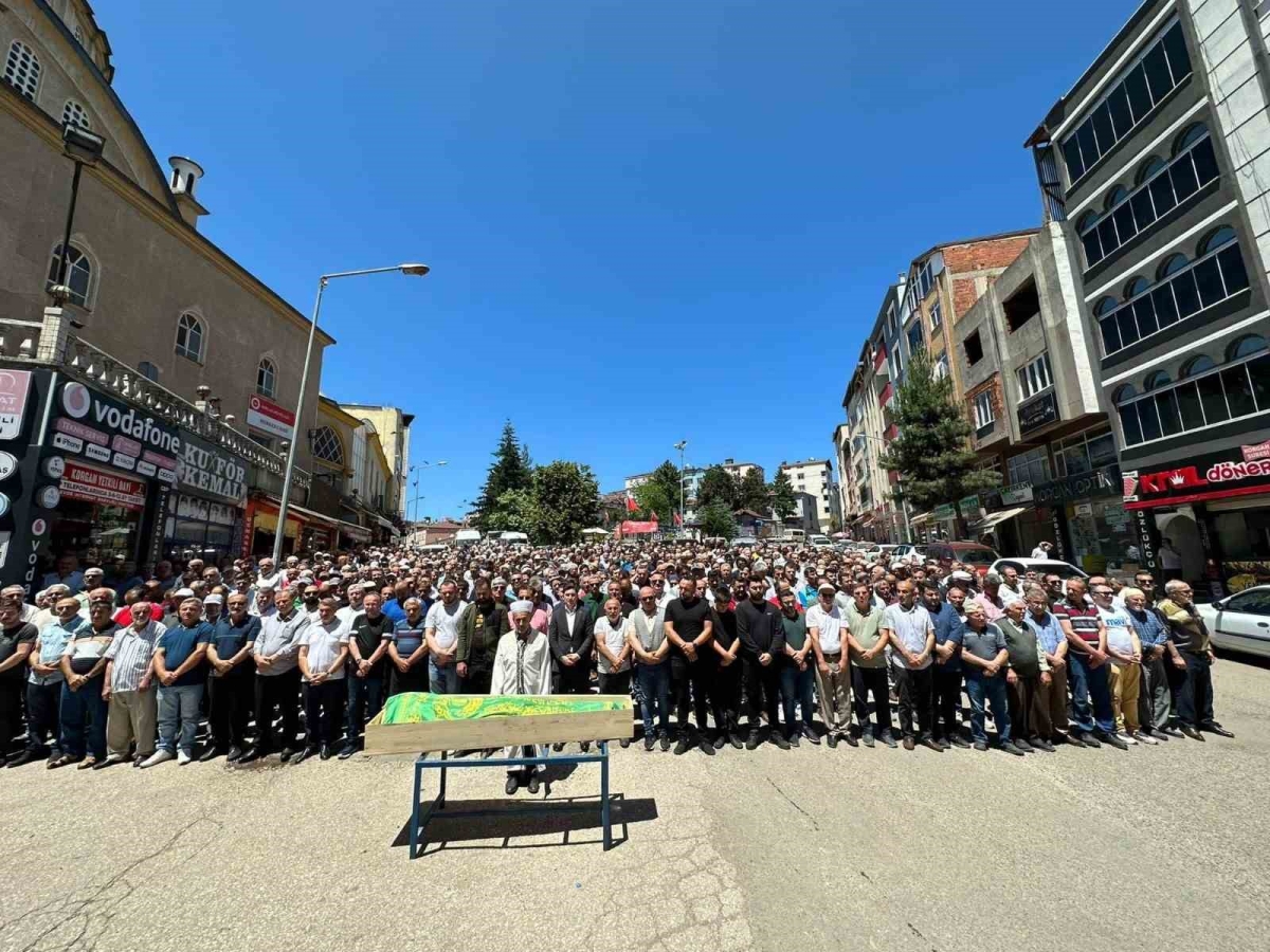 Sürücüsüz aracın çarptığı yaya hayatını kaybetti
